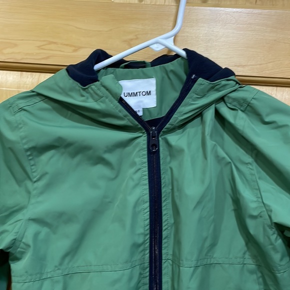 Ummtom green fleece line hooded jacket size 8-9 windbreaker rain jacket - Picture 3 of 13